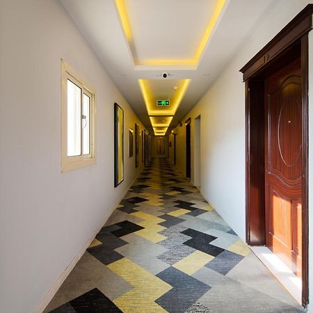 Mirada Purple - Al Waha Hotel เจดดาห์ ภายนอก รูปภาพ